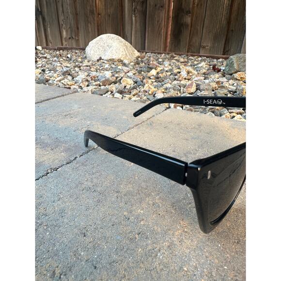 Free People x I-Sea Lexi Cat Eye Black Sunglasses main image 6